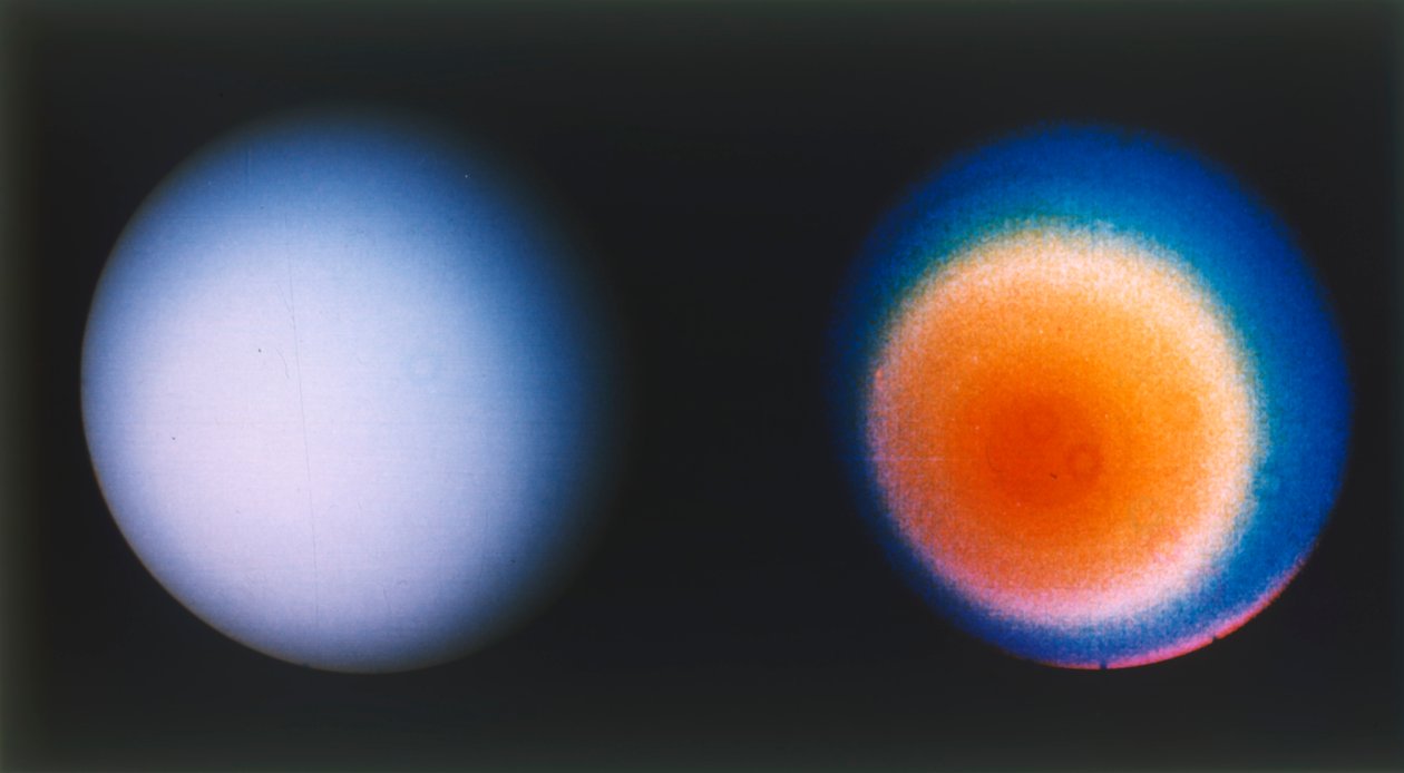 Urano dalla sonda Voyager 2 da NASA Images