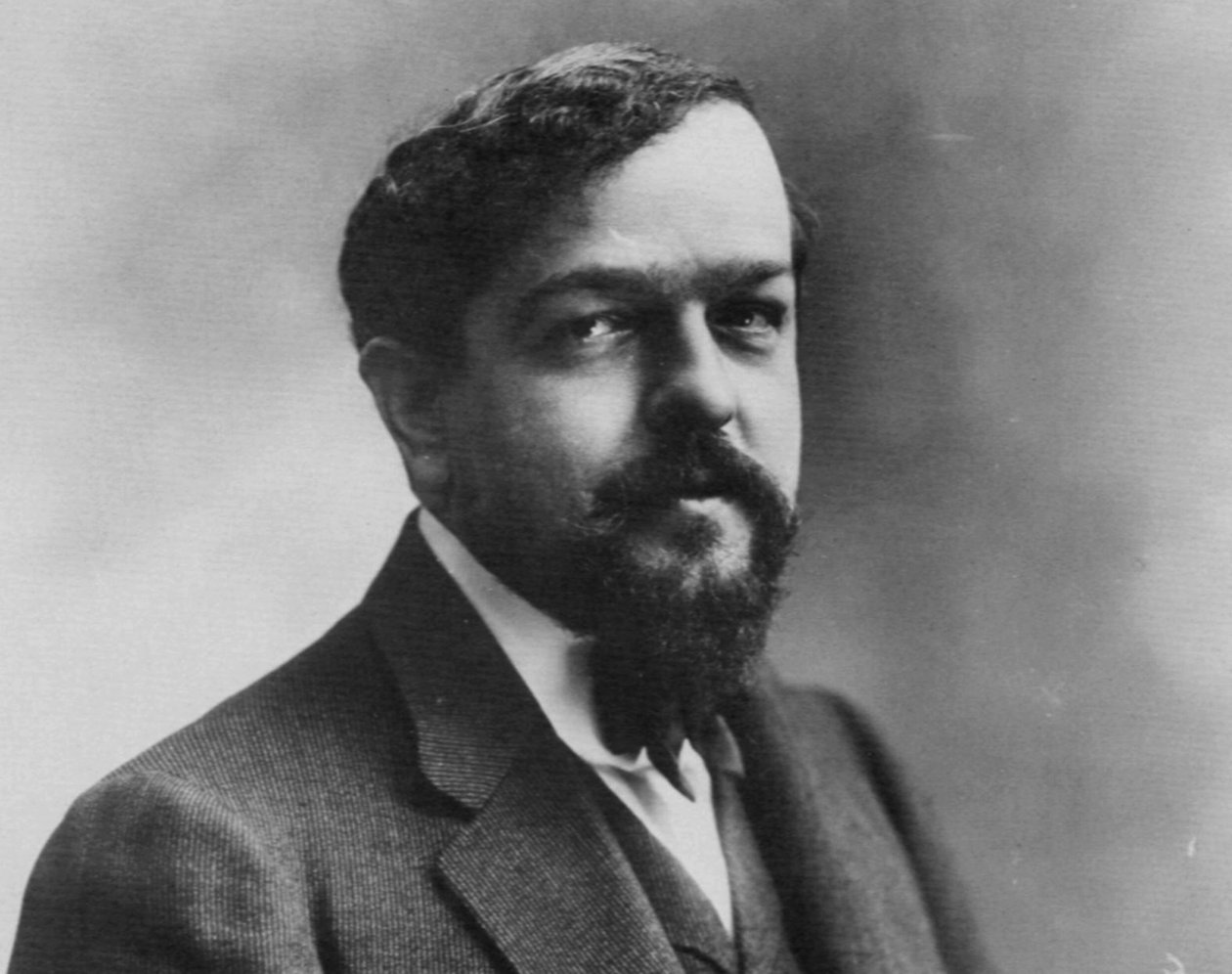 Claude Debussy, compositore francese, 1909 da Nadar