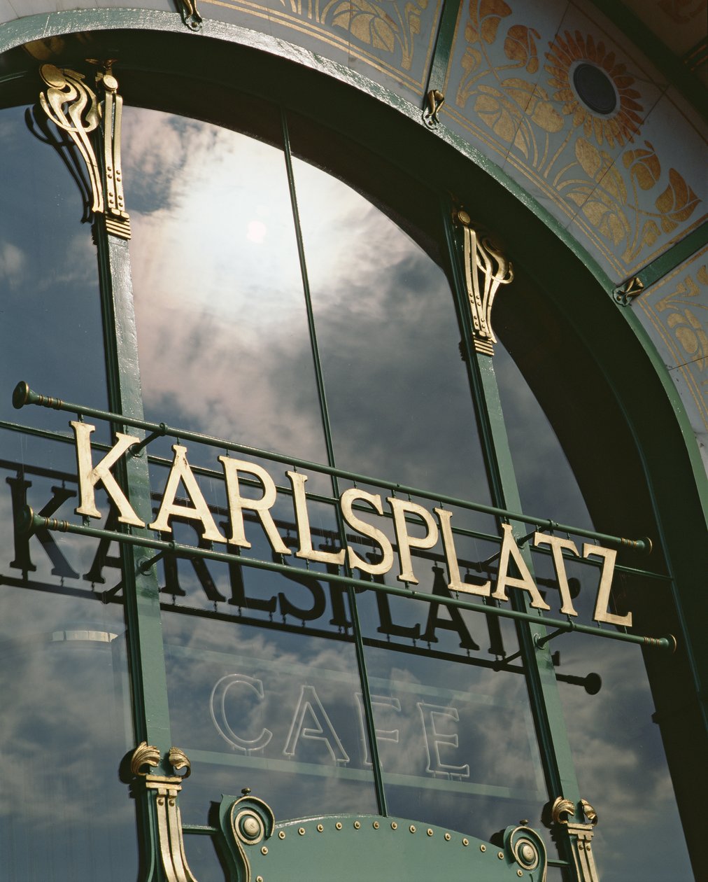 Caffè Karsplatz, costruito nel 1899 da Otto Wagner
