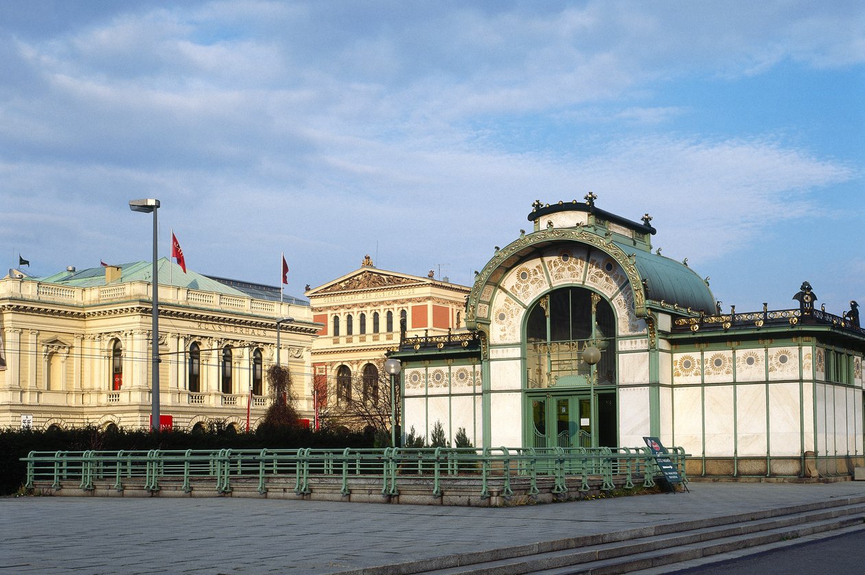 Il Padiglione Otto Wagner a Karlsplatz da Otto Wagner