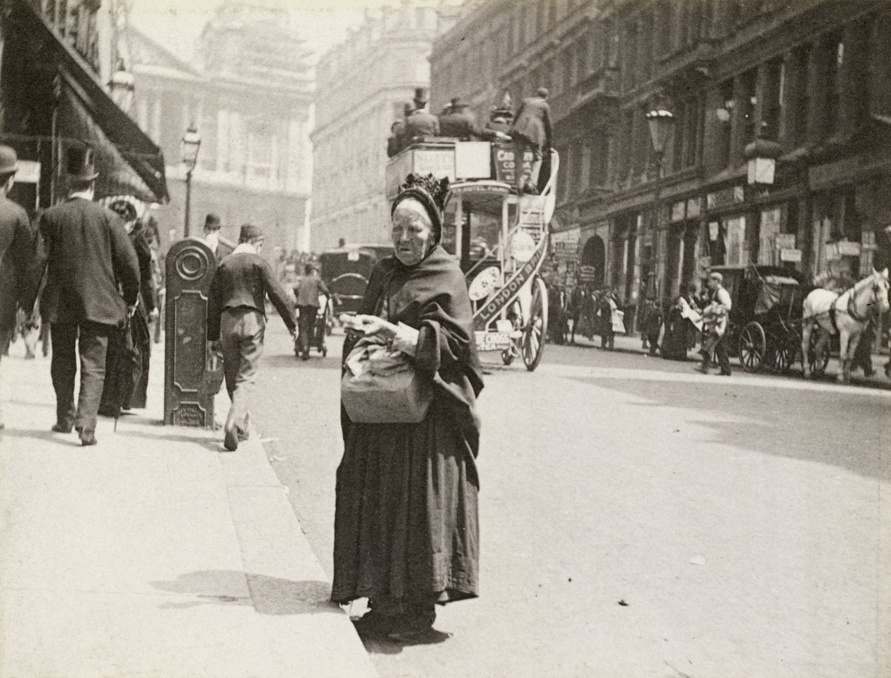 Il venditore di fiammiferi, Ludgate Hill, 1893 da Paul Martin