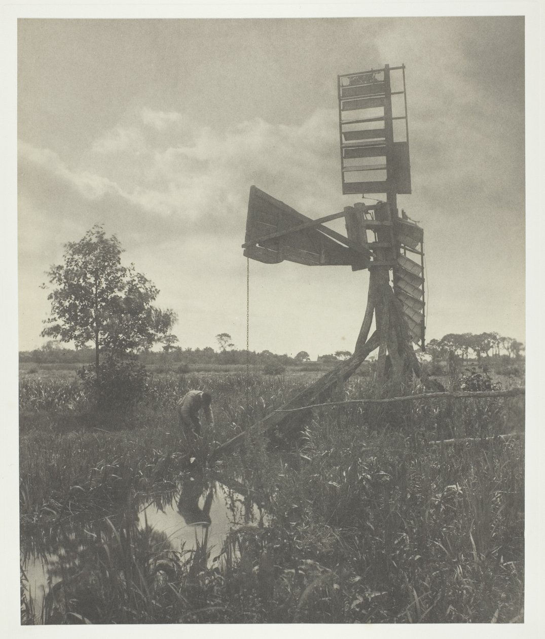 Un mulino ad acqua in rovina da Peter Henry Emerson