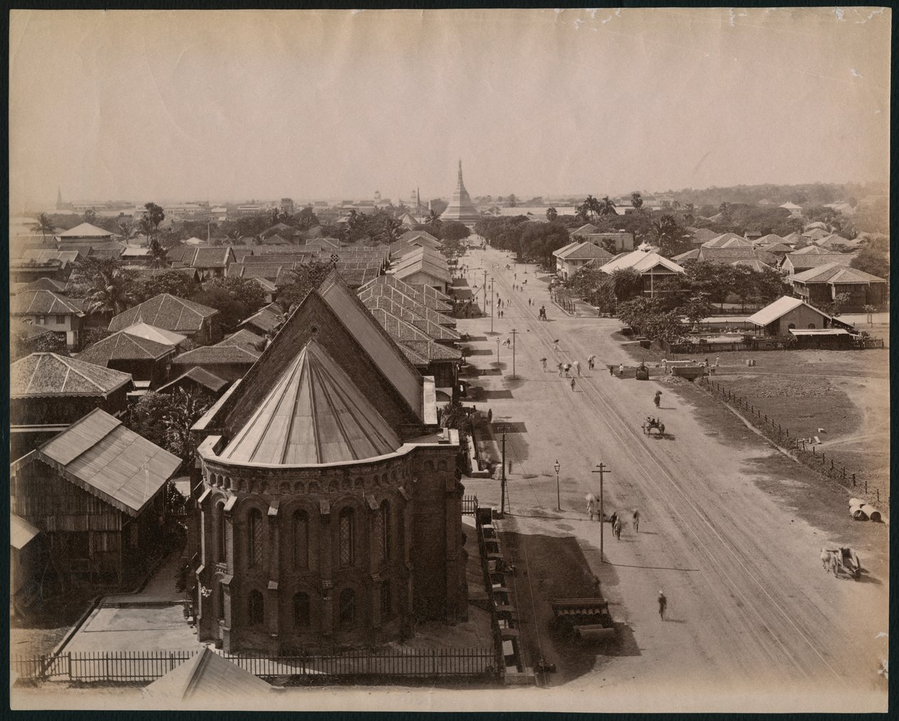 Veduta di Rangoon, Birmania, c.1880 da Philip Adolphe Klier