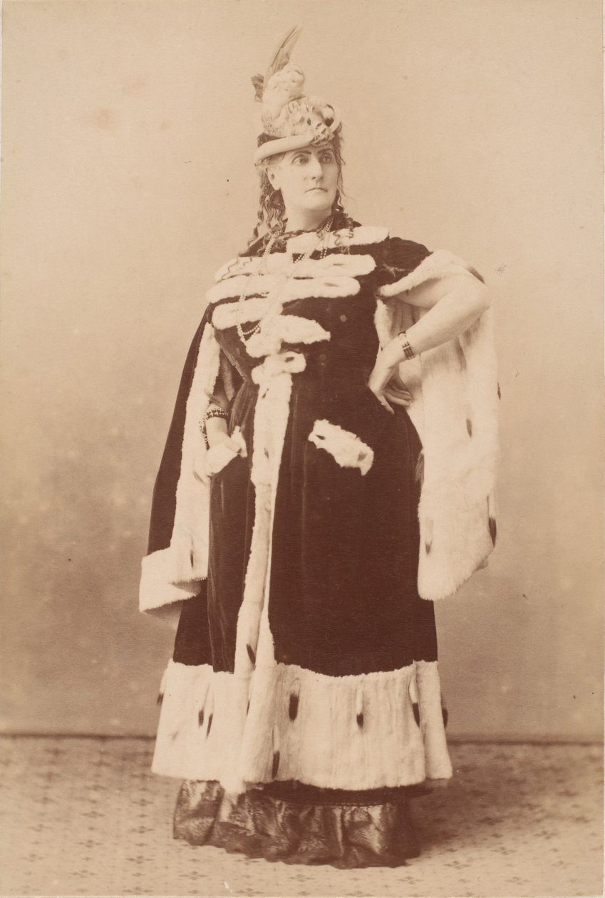 [La Contessa in Mantello di Ermellino], 1860s da Pierre Louis Pierson