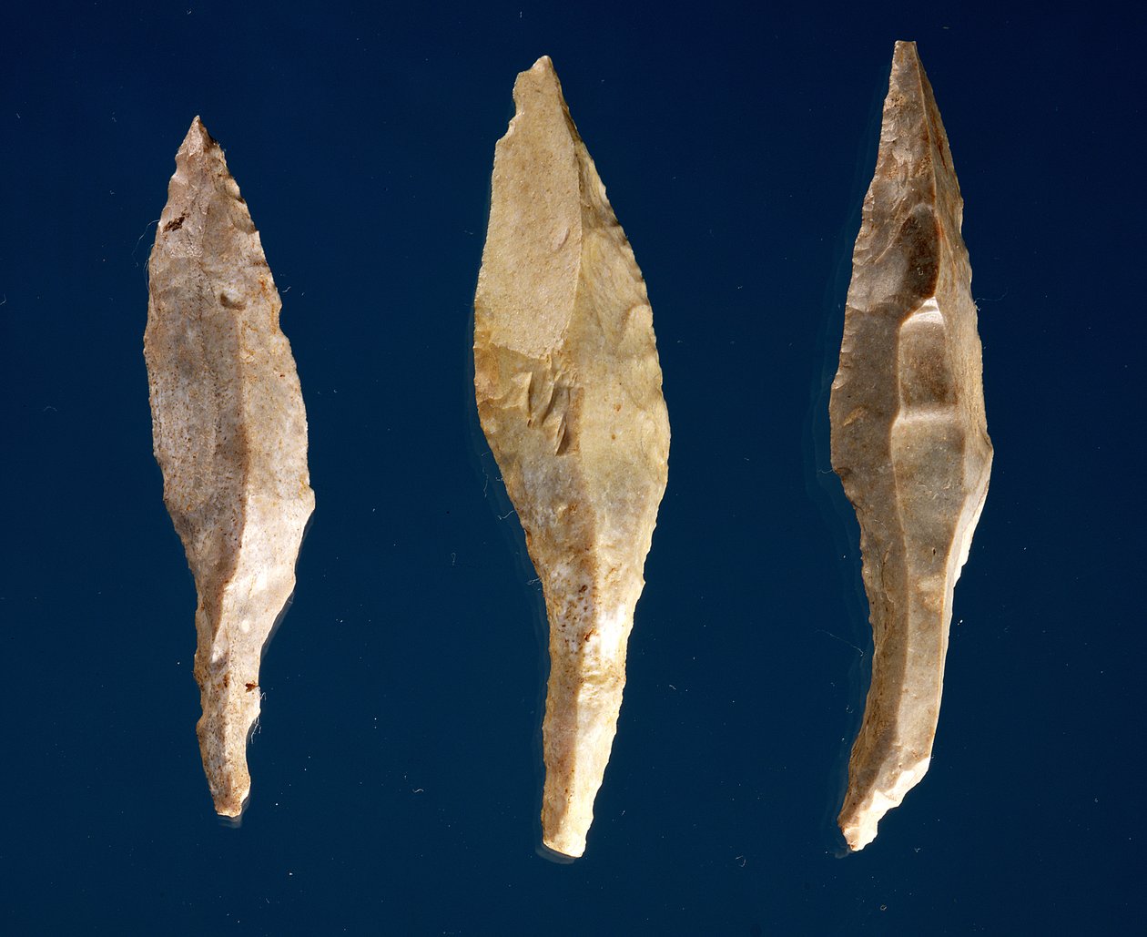 Tre punte di freccia (selce) da Prehistoric