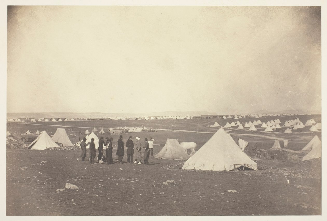 Il quartiere del generale Bosquet con lo sguardo rivolto alla fattoria Mackenzie da Roger Fenton