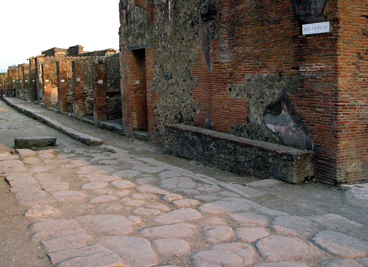 Vista di una strada da Roman