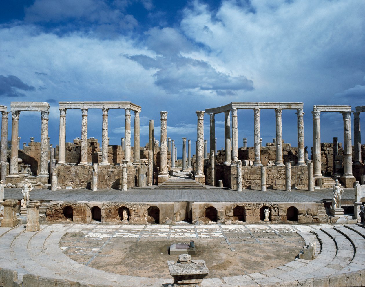 Teatro romano da Roman