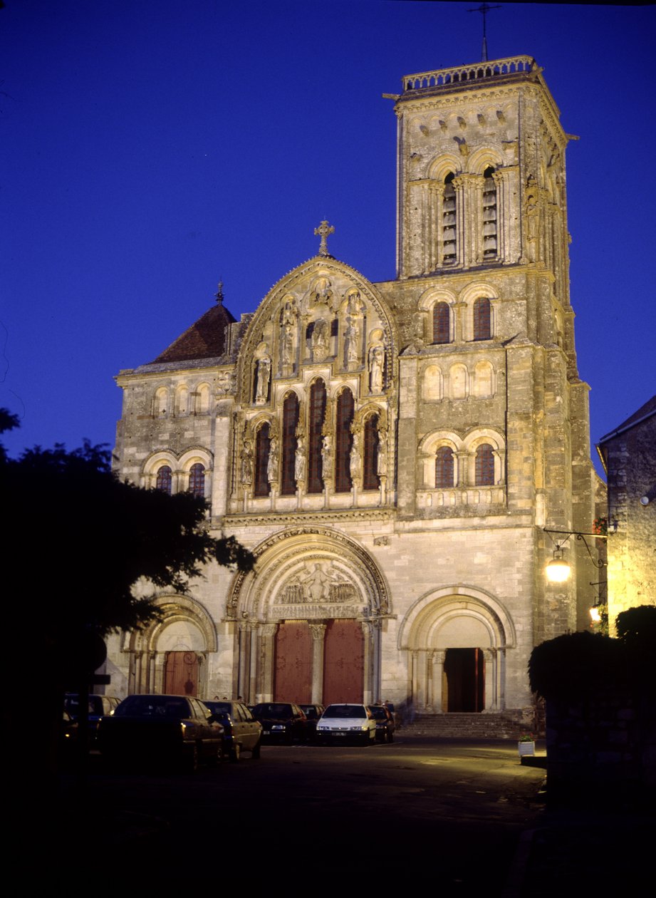 Cattedrale di Vézelay (Yonne 89) da Romanesque