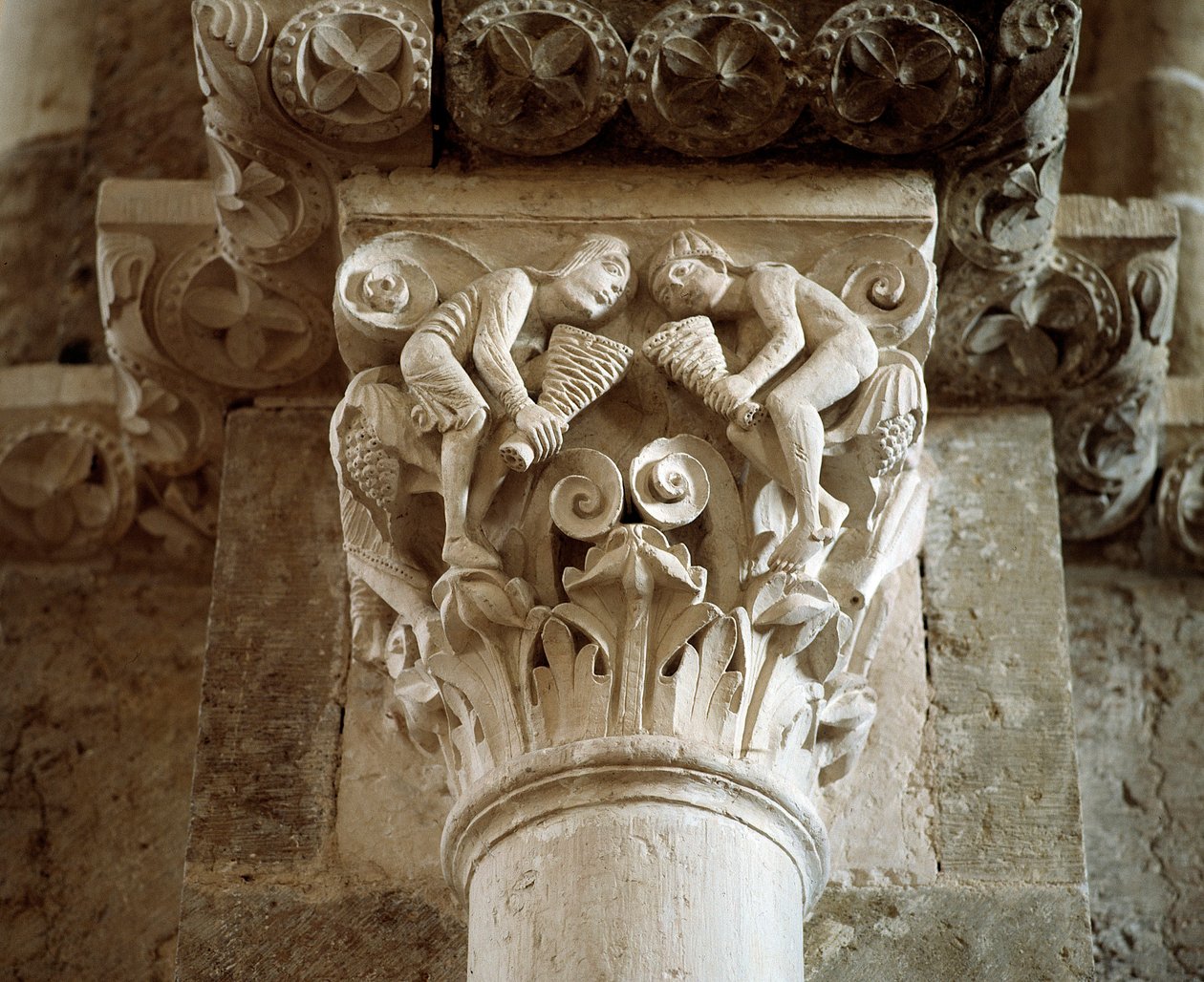 Rappresentazione dei Venti (capitello scolpito) da Romanesque