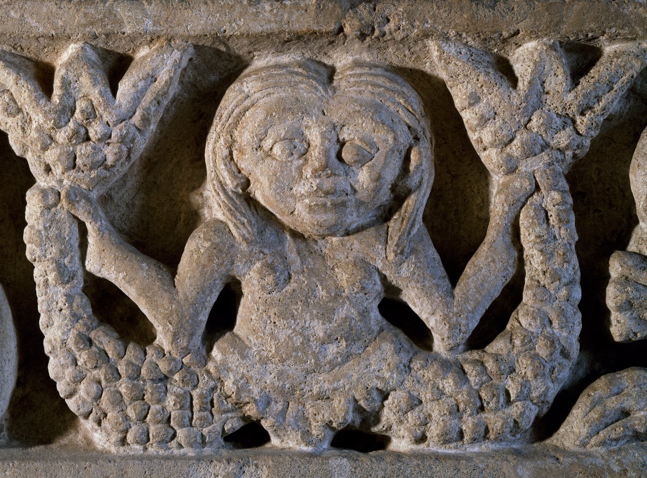 Sirena a due code, dettaglio da fregio romanico, Italia da Romanesque
