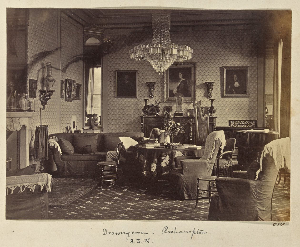 Salotto - Roehampton. da Ronald Ruthven Leslie Melville