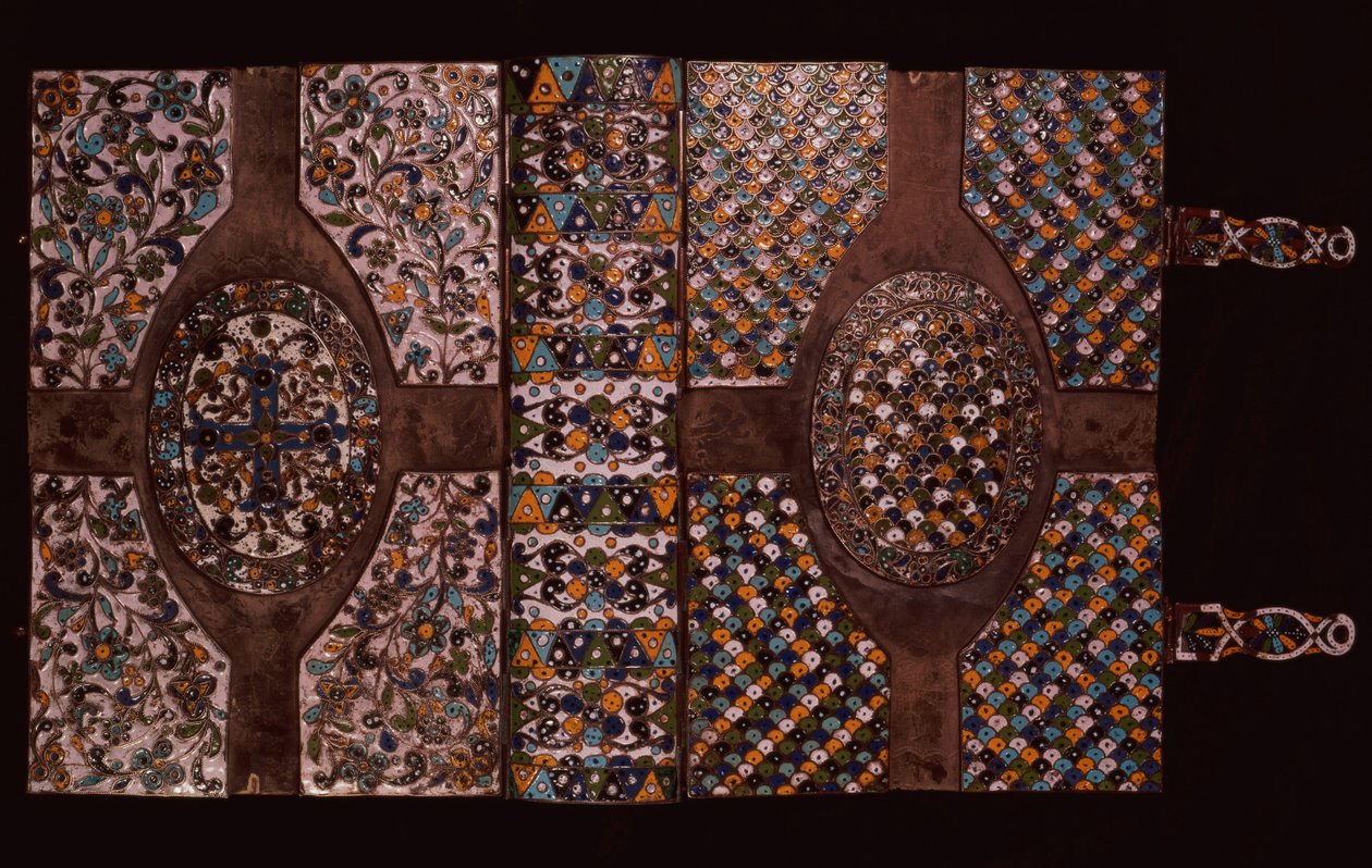 Copertina di libro (smalto cloisonné) da Russian School