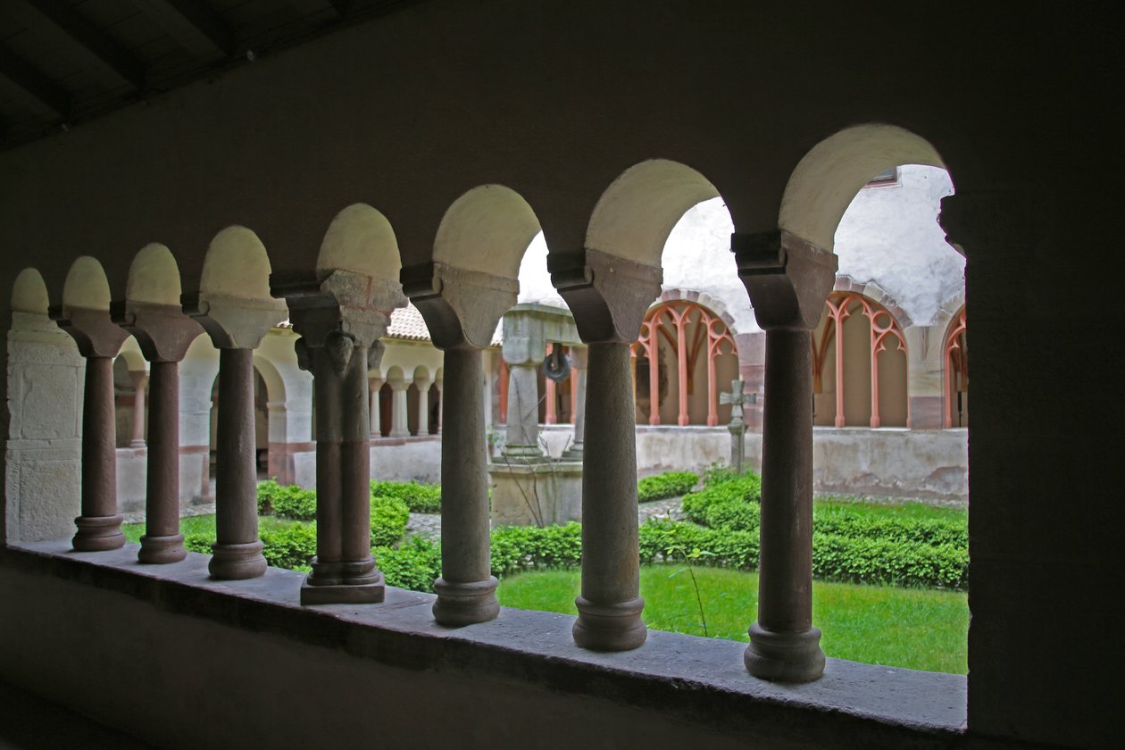 Il Chiostro da School French