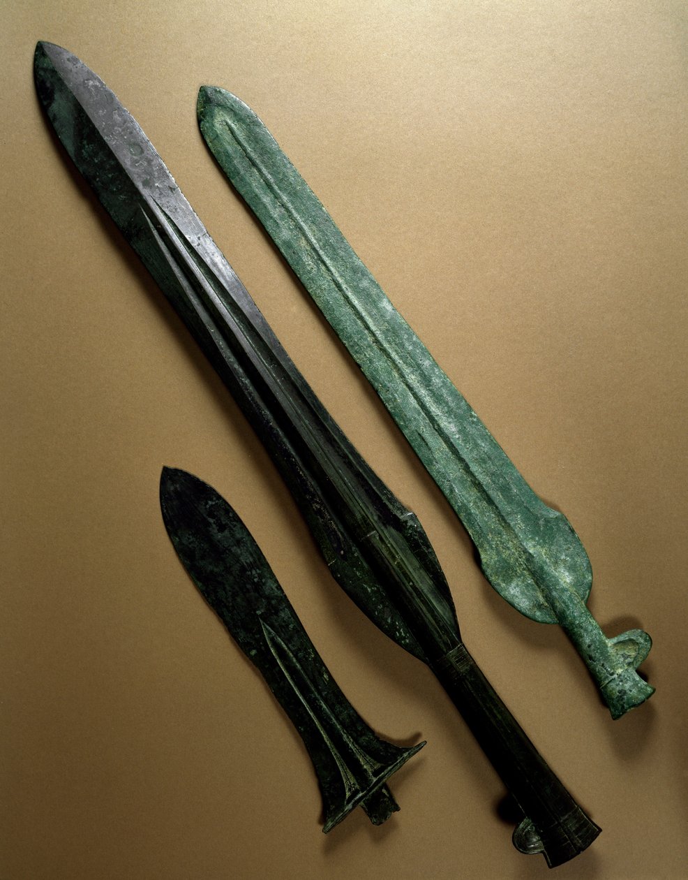 Punte di lancia in bronzo, periodo Yayoi (300 a.C.) da Japanese School