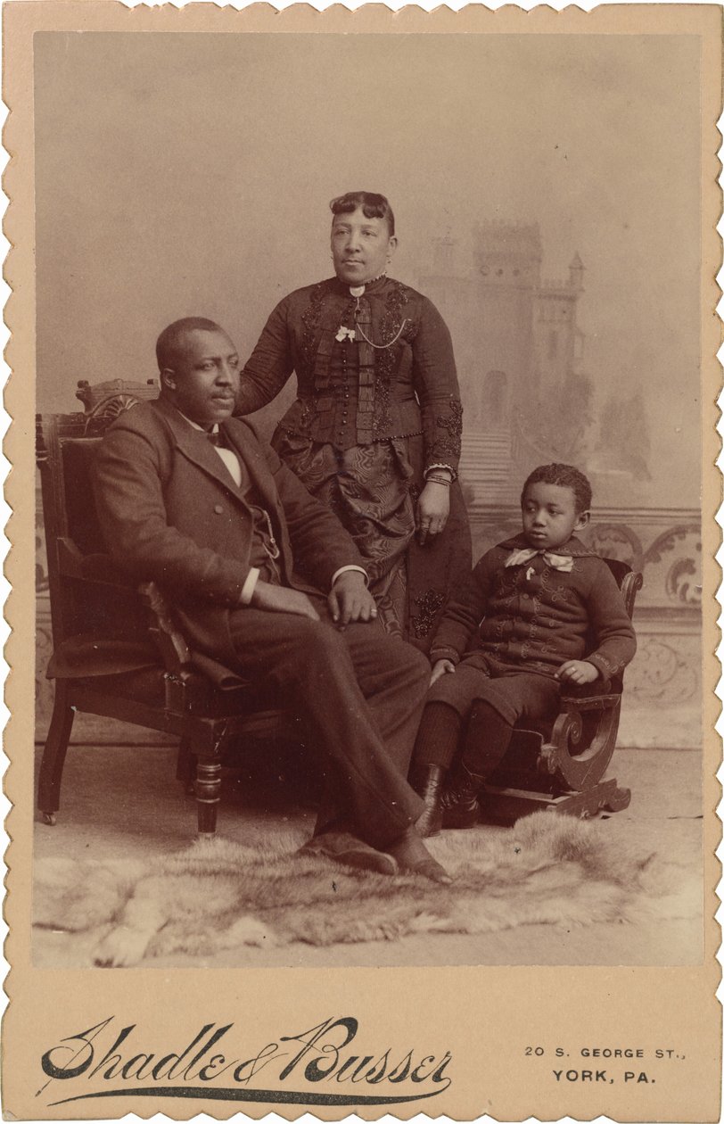Ritratto di famiglia, c. 1895 (foto) da Shadle & Busser