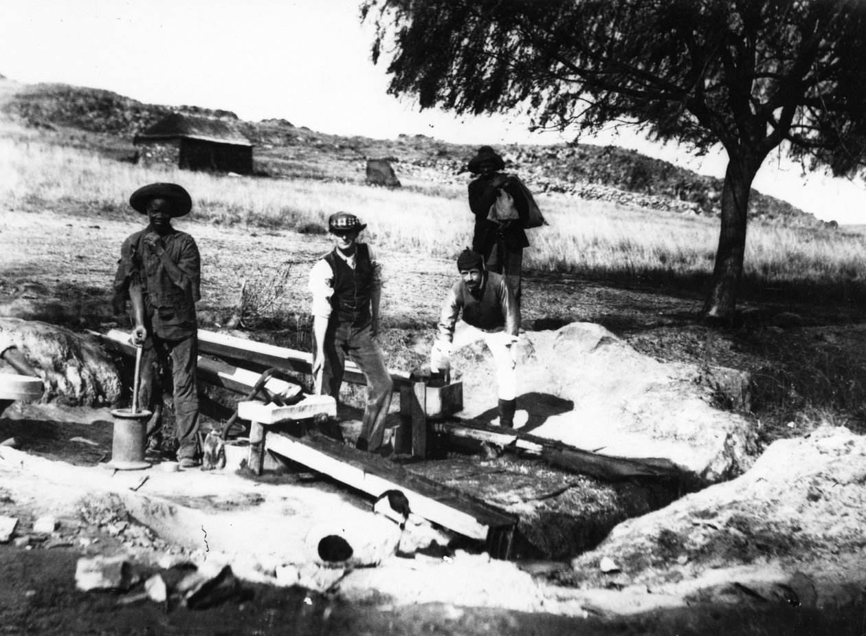Setacciamento a Johannesburg, c.1900 da South African Photographer