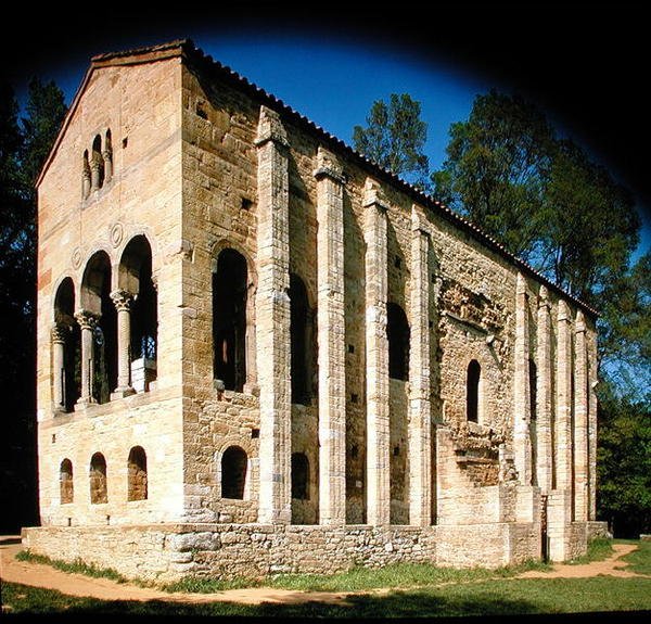 Vista da sud-est da Spanish School