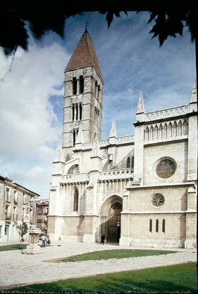 Chiesa di Santa Maria la Antigua da Spanish School