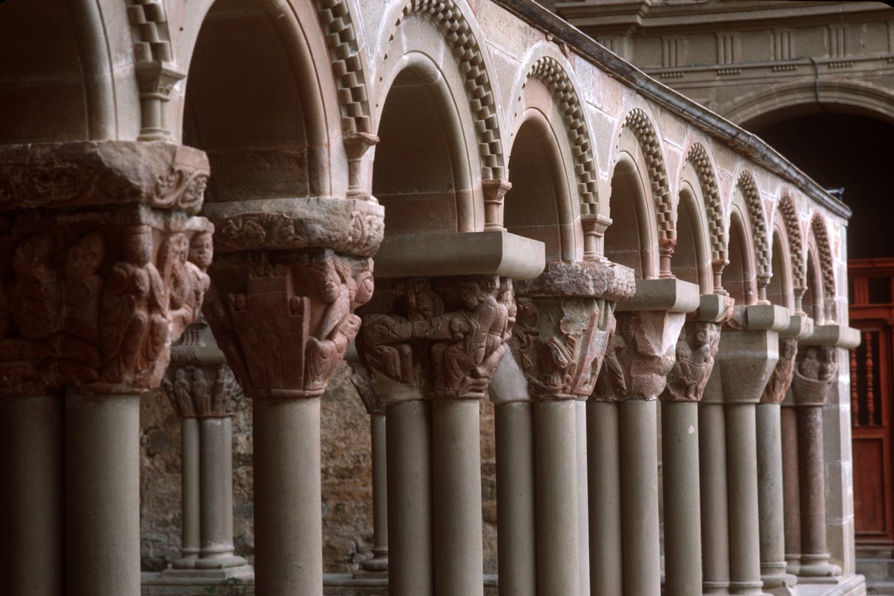 Veduta dei capitelli dell