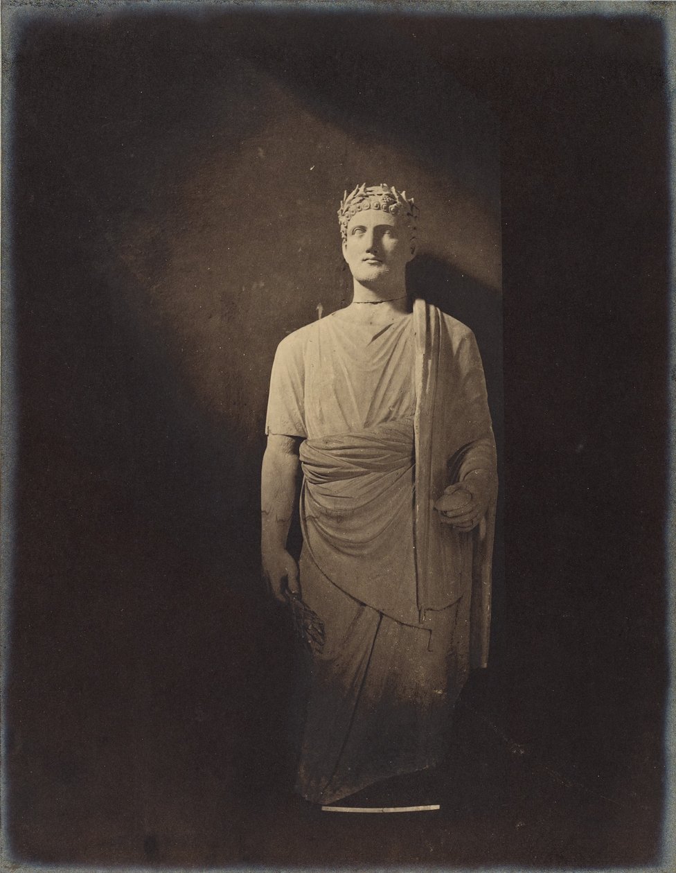 Figura di sacerdote, stile tardo da Stephen Thompson