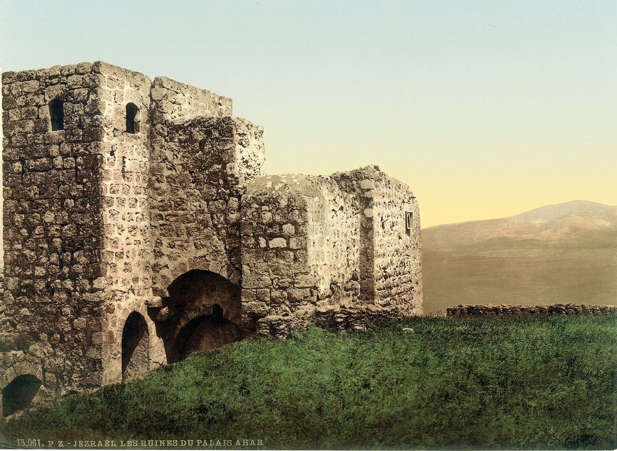 Rovine del cosiddetto Palazzo di Acab torre medievale a Jezreel da Swiss Photographer