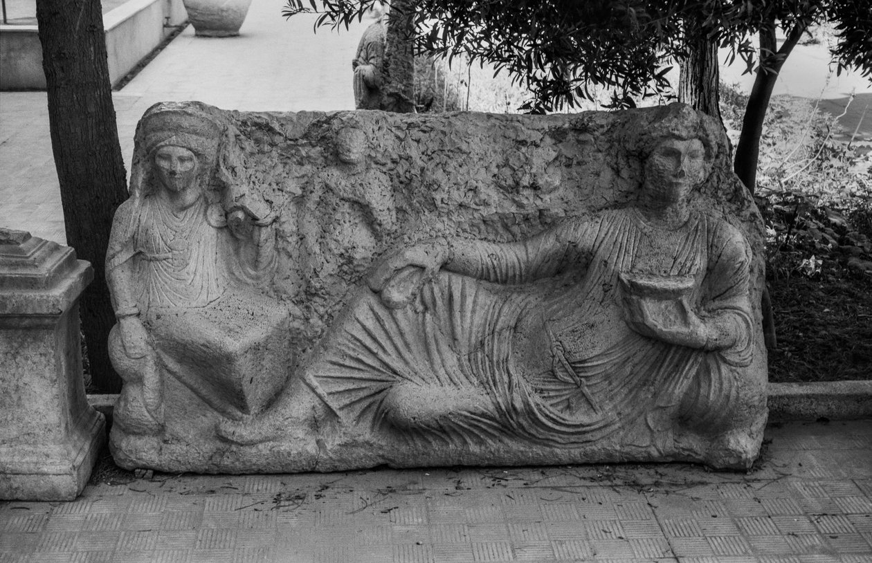 Rilievo del sarcofago che raffigura un banchetto funebre (pietra) da Syrian