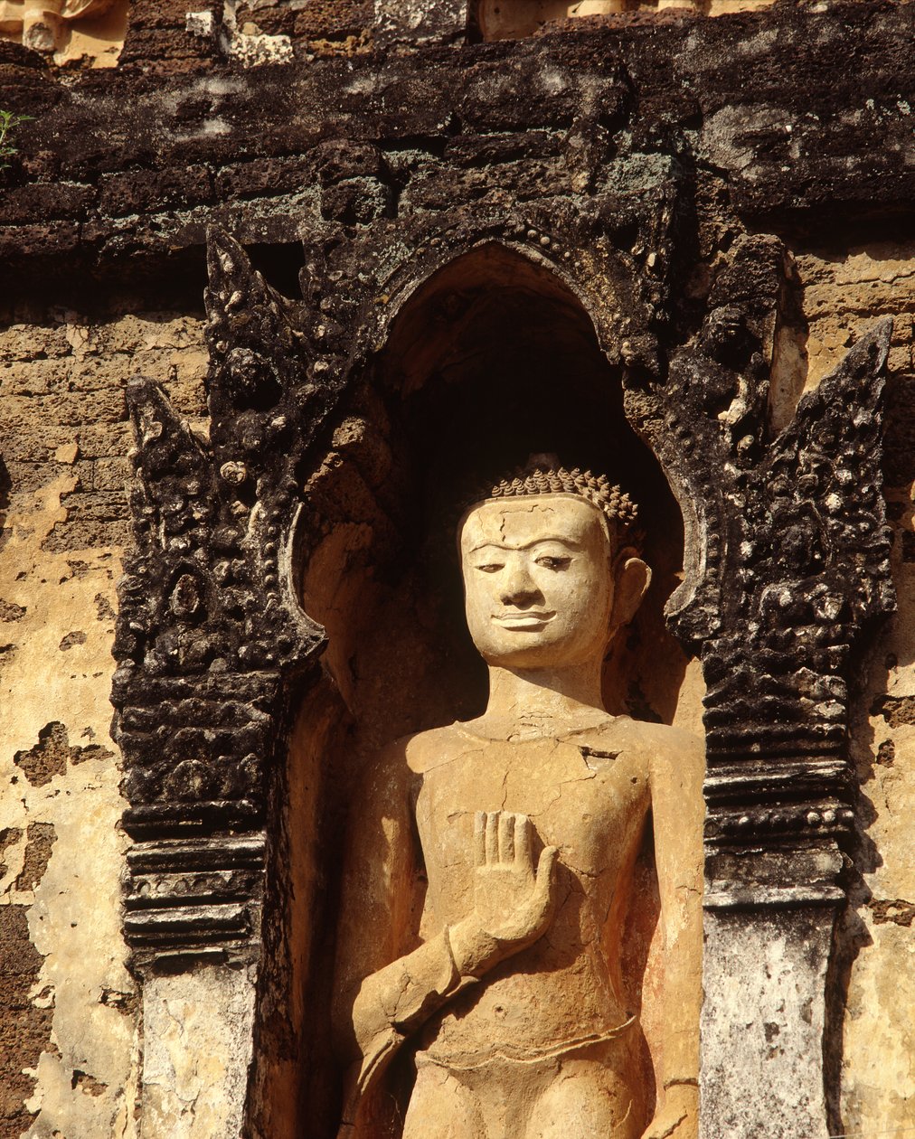 Buddha su Chedi, periodo Davaravati da Thai School