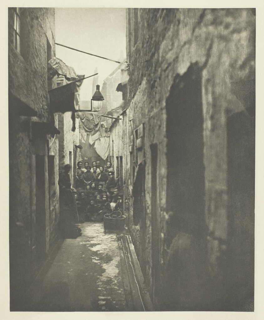 Close No. 118 High Street da Thomas Annan