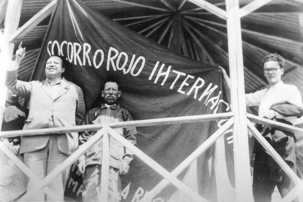 Soccorso Rosso Internazionale: Diego Rivera a un raduno del 