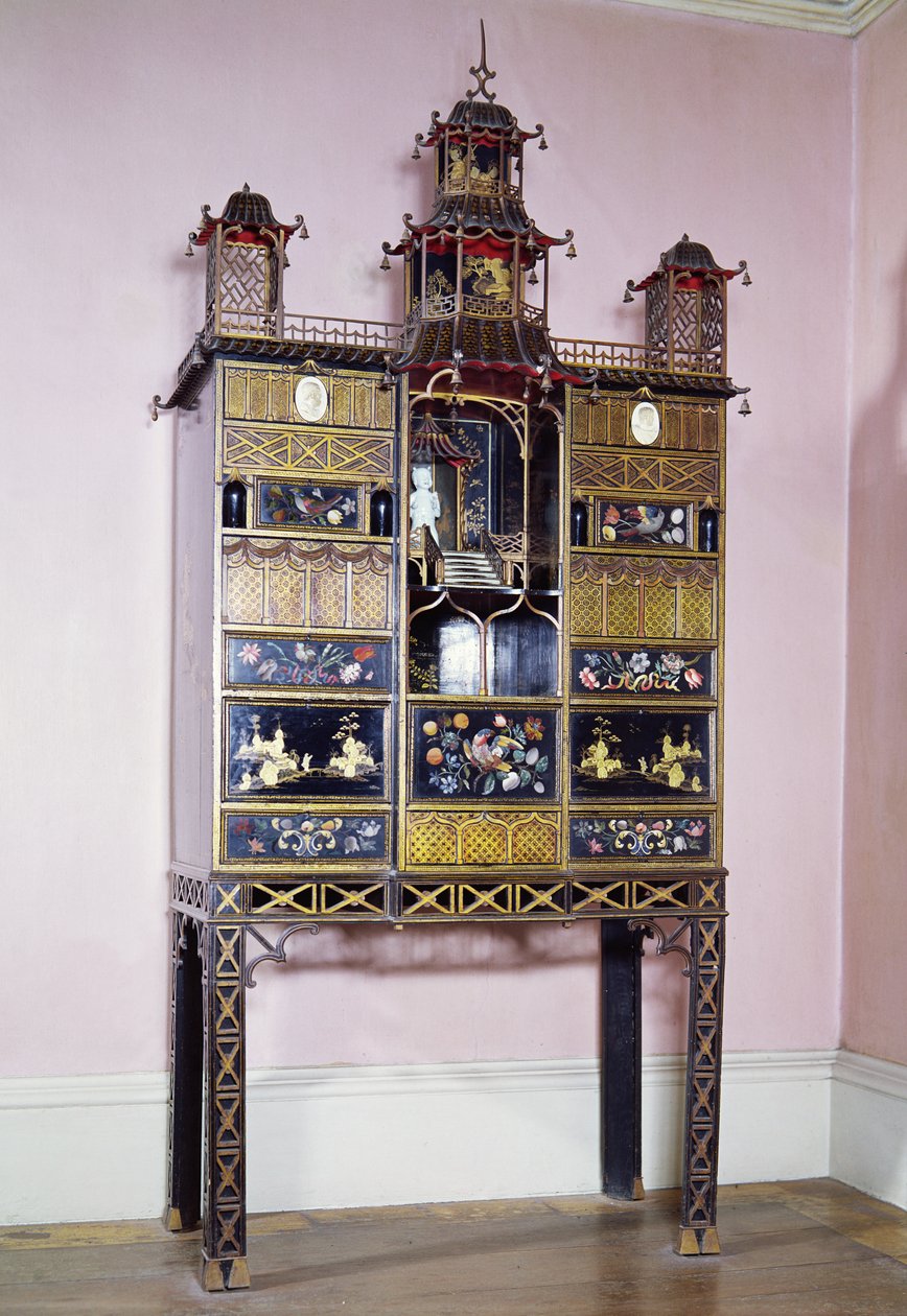 Armadio a pagoda in stile di Thomas Chippendale, lacca europea, metà XVIII secolo da Unbekannt Unbekannt