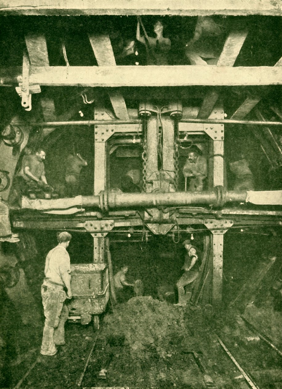 Uno scudo Greathead: Scavando un tunnel della metropolitana, 1930 da Unbekannt