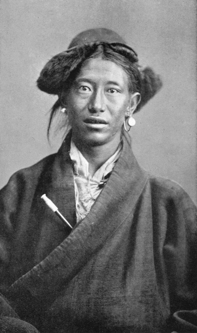 Una donna tibetana, c1910 da Unbekannt