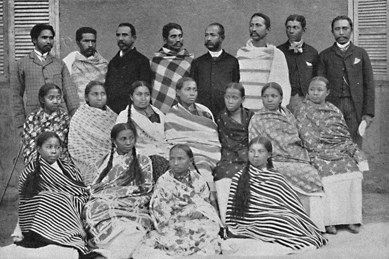 Un gruppo di Hova, popolo del Madagascar, 1912 da Unbekannt