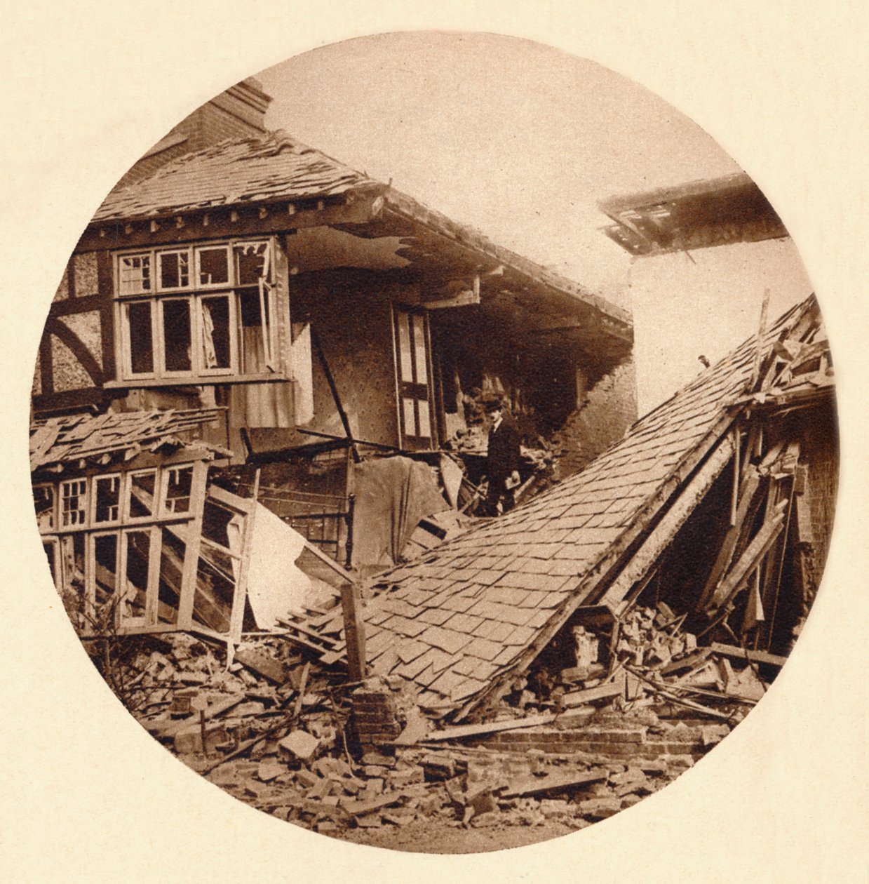 Danni da raid aereo a Croydon, 1915 1935 da Unbekannt