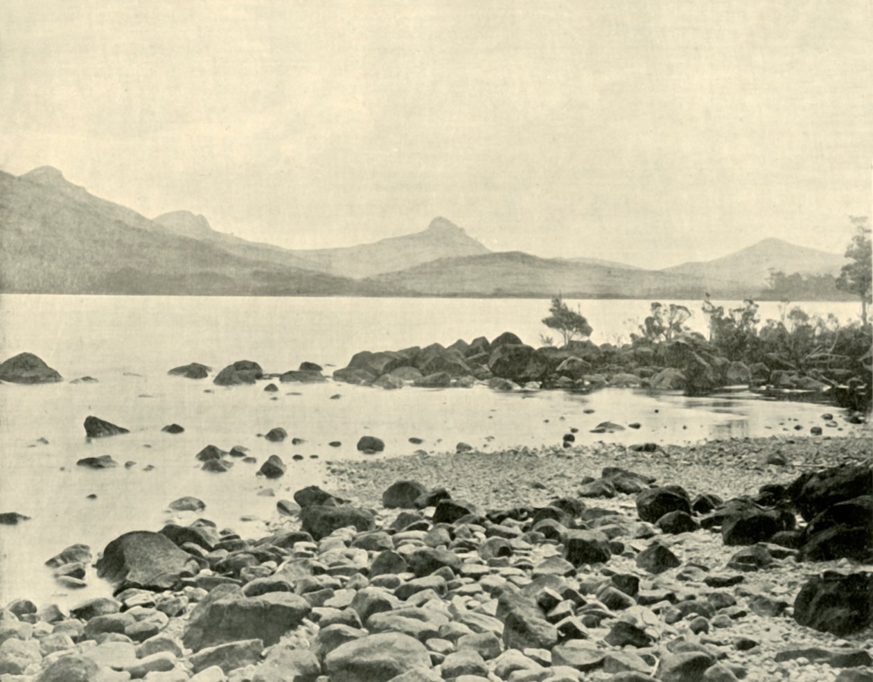 Al Lago St. Clair, 1901 da Unbekannt