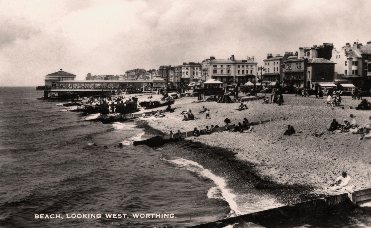 Spiaggia, vista verso ovest, Worthing, Sussex, 1935 da Unbekannt