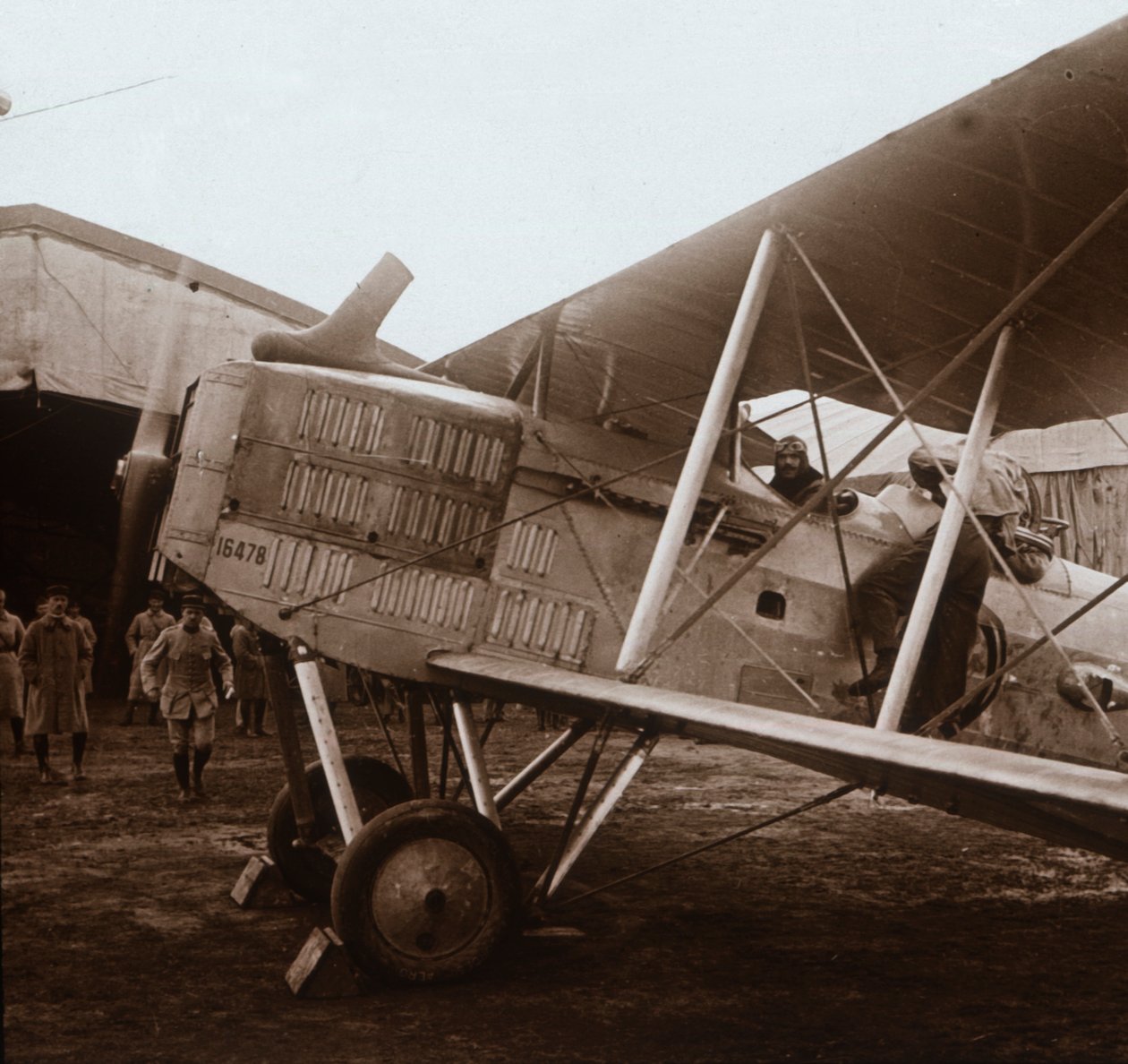 Biplano Breguet in procinto di decollare, c1914-c1918 da Unbekannt