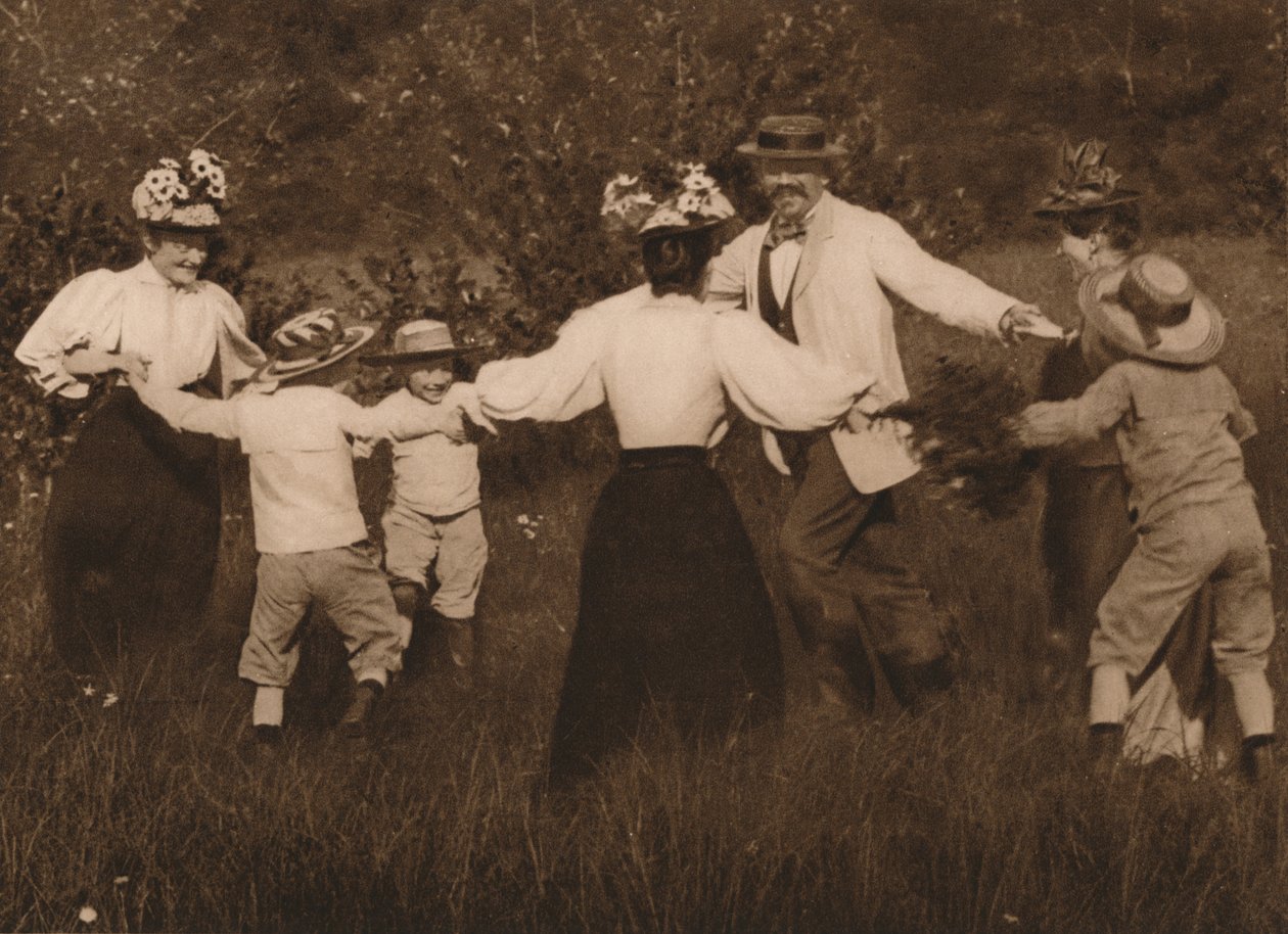 Famiglia che gioca in un campo, 1937 da Unbekannt