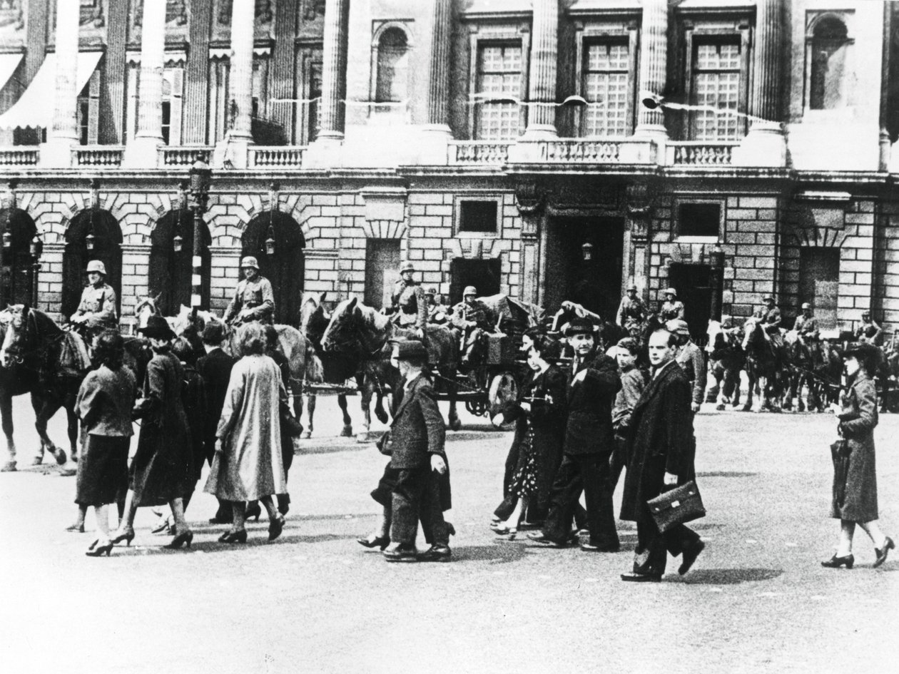 Truppe tedesche a Parigi occupata, giugno 1940 da Unbekannt