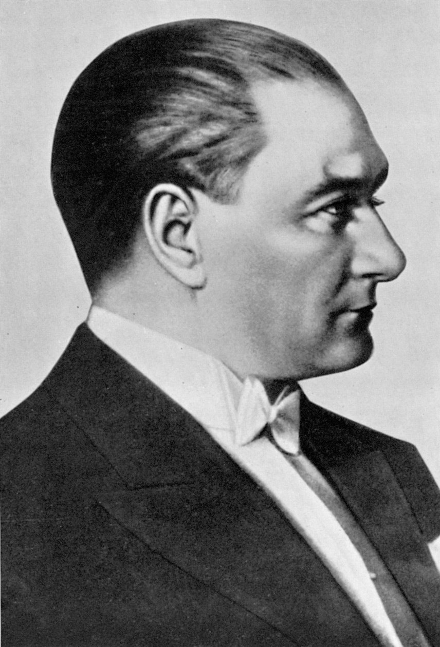 Mustafa Kemal Ataturk 1881-1938, statista turco da Unbekannt