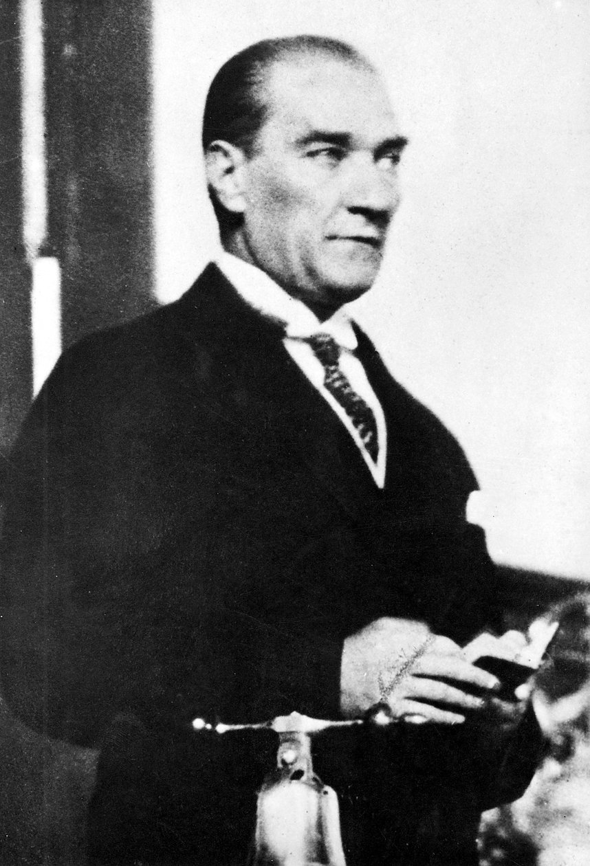 Mustafa Kemal Ataturk 1881-1938, statista turco da Unbekannt