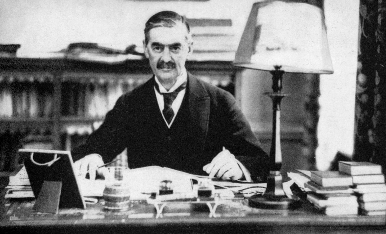 Neville Chamberlain 1869-1940, primo ministro britannico, c1930s 1936 da Unbekannt