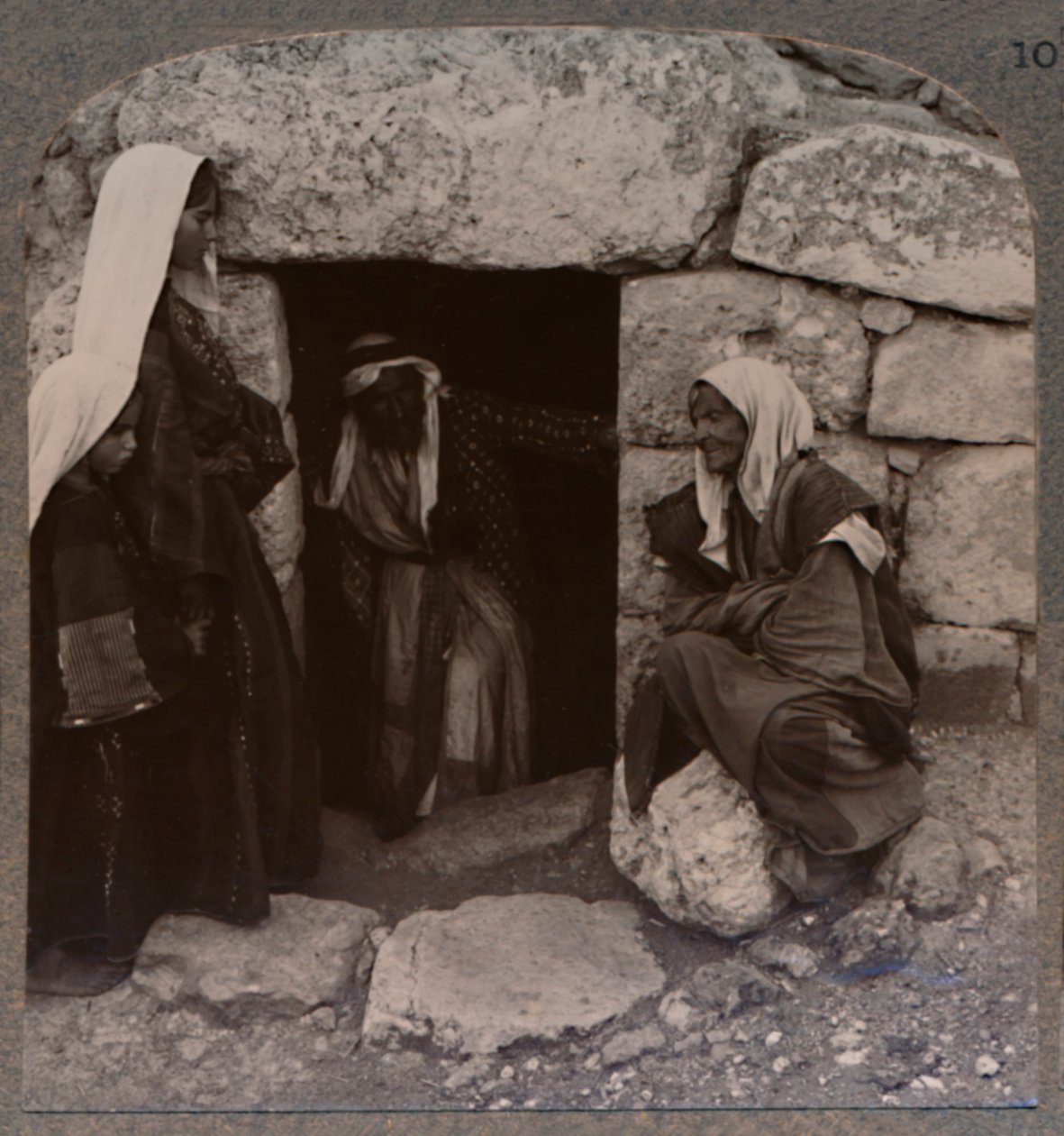 La tomba di Lazzaro, Betania, c. 1900 da Unbekannt