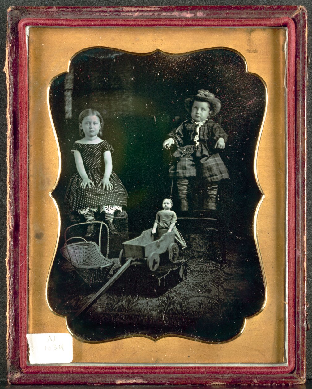 Due bambini con giocattoli, c. 1855 da Unbekannt