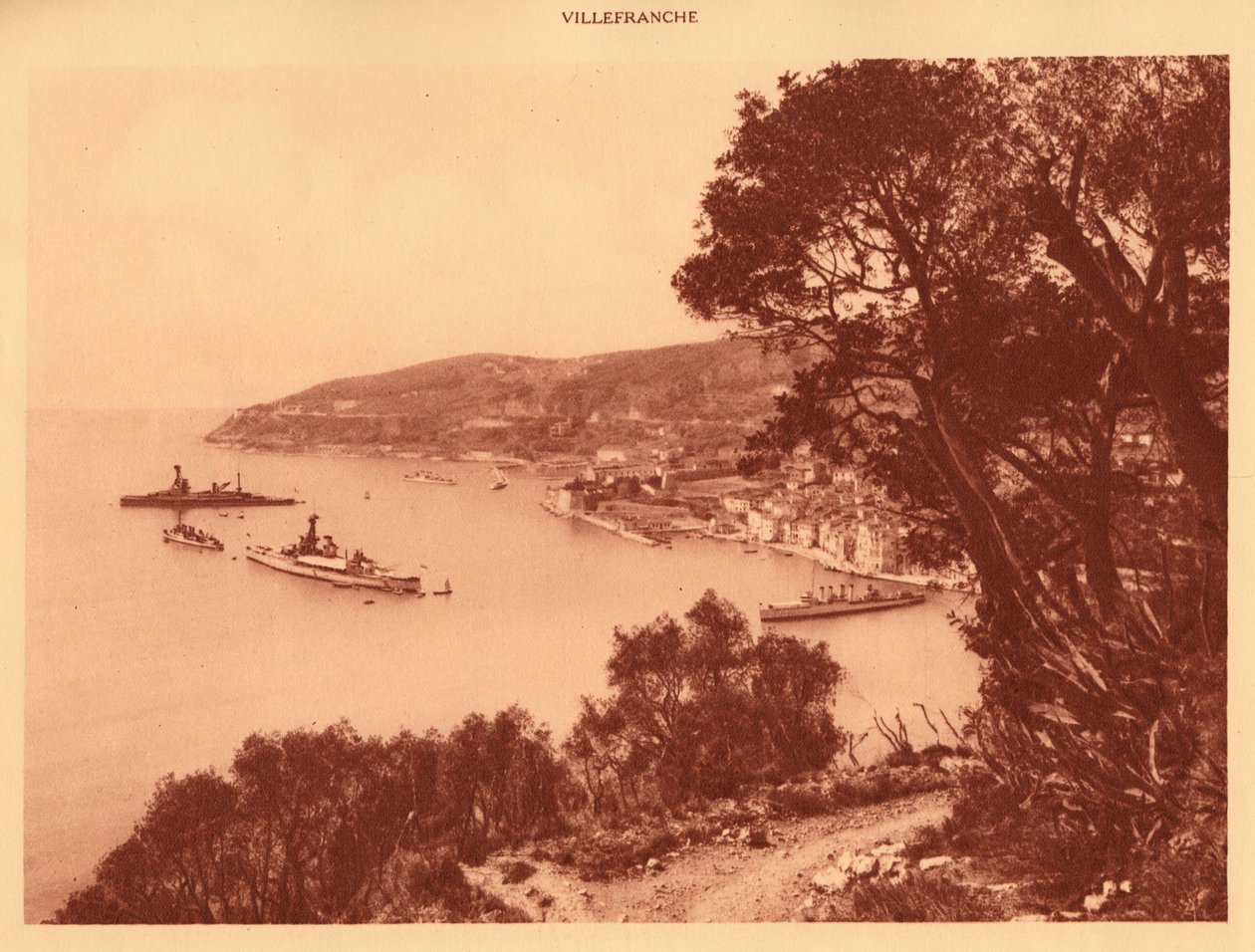 Veduta della città e della rada, Villefranche, 1930 da Unbekannt
