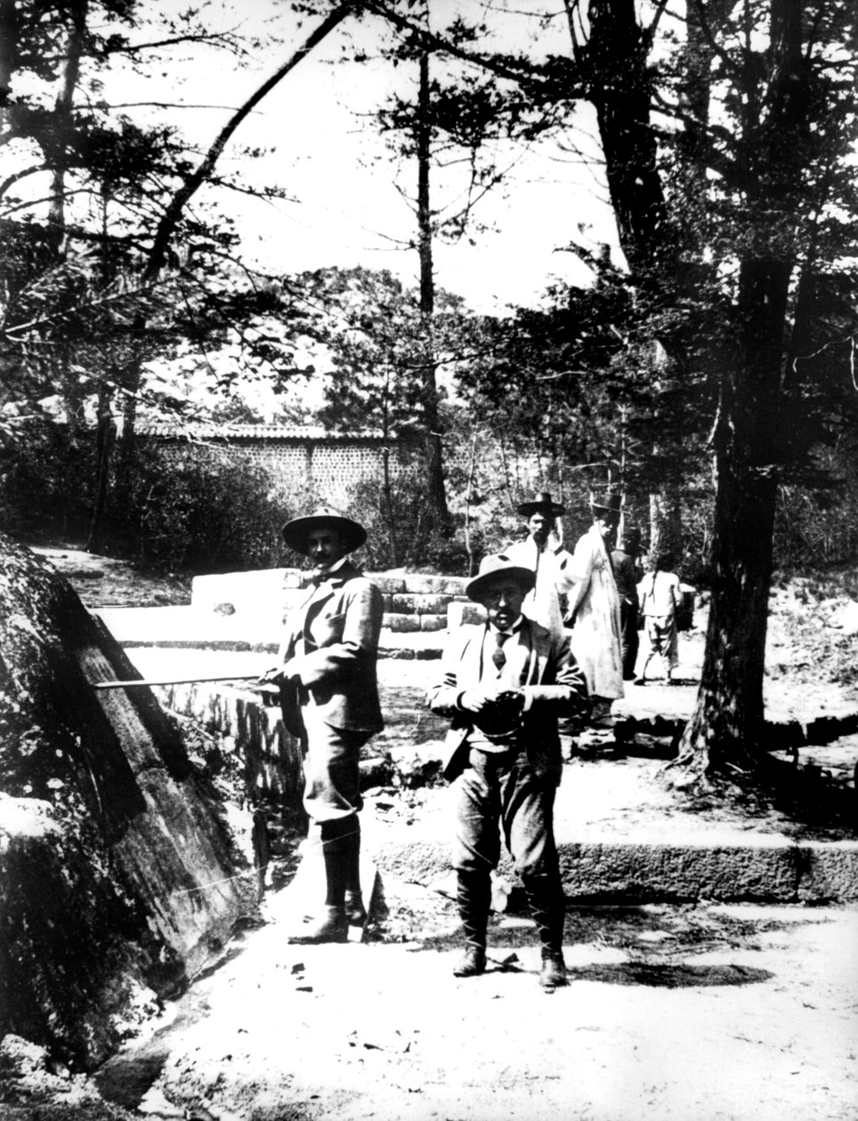 Visitatori occidentali in Corea, 1900 da Unbekannt