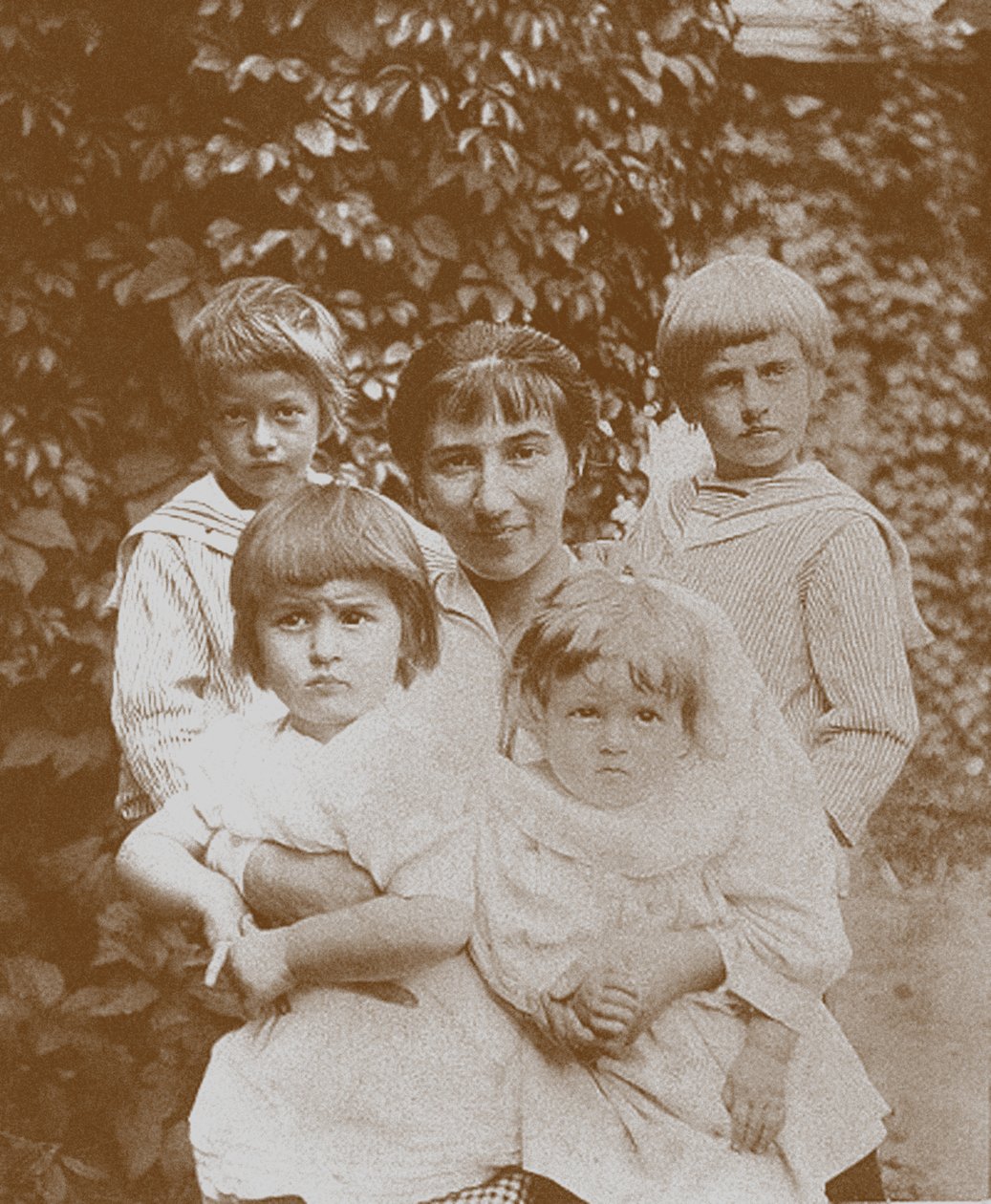 Zinaida Serebriakova con i suoi figli da Unbekannt