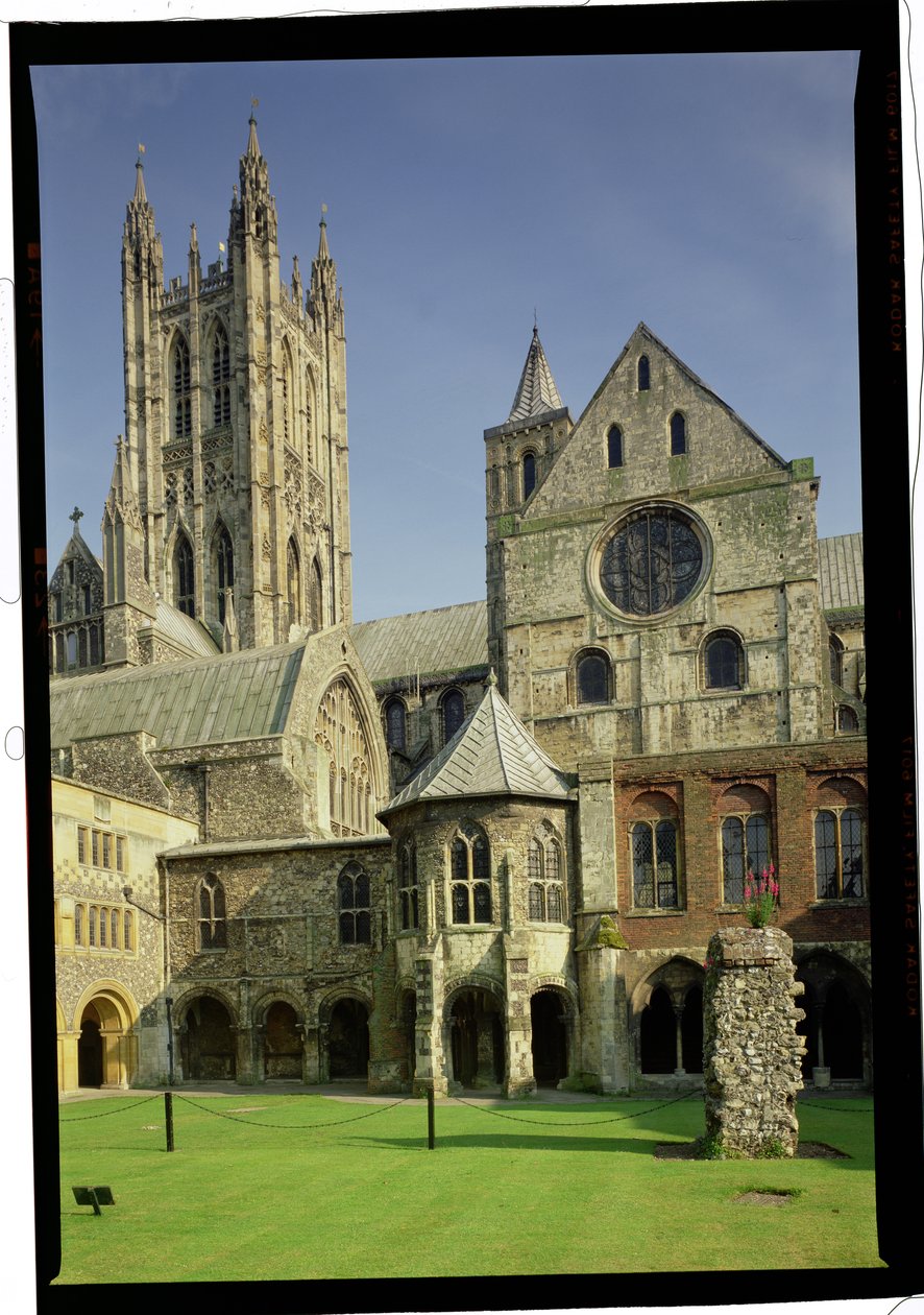 Vista esterna della Cattedrale di Canterbury, Kent da Unbekannt Unbekannt