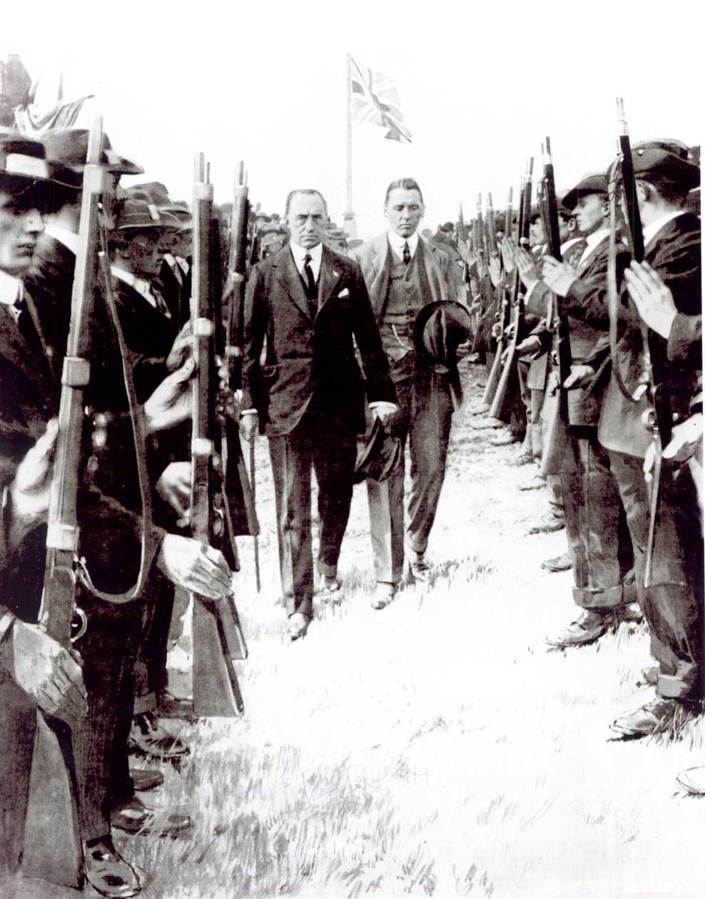 Il movimento che ha portato alla proposta di "esclusione limitata" del governo per le contee irlandesi: Sir Edward Carson da Unbekannt Unbekannt